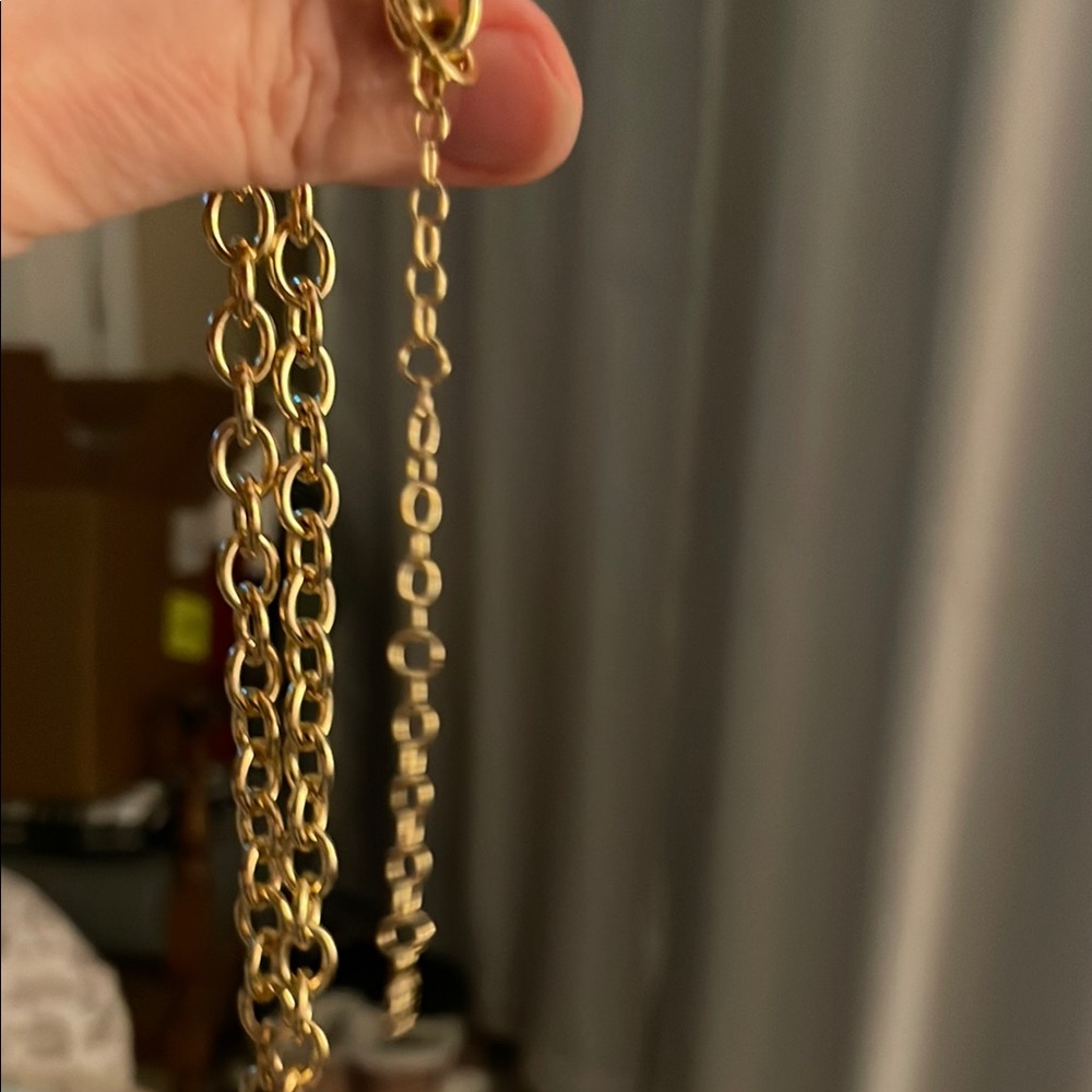 Gold Heart Pendant Necklace - Picture 4 of 4
